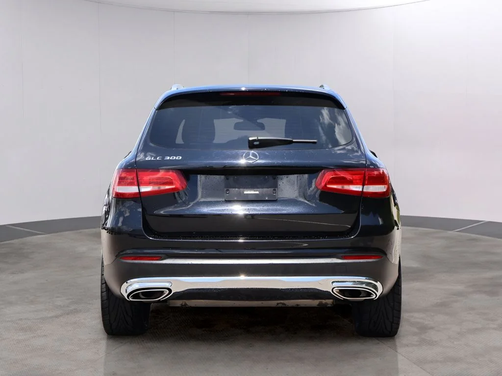 Used 2019 Black Mercedes-Benz GLC 300 image 6