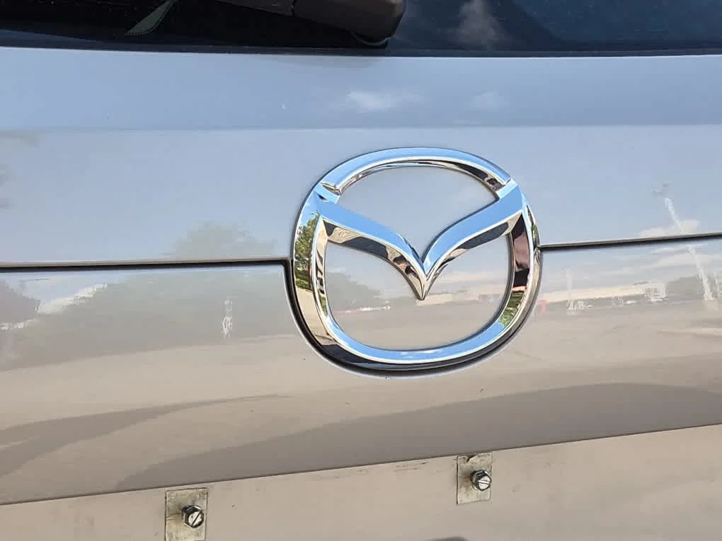Certified Used 2025 Platinum Quartz Metallic Mazda 2.5 S image 20