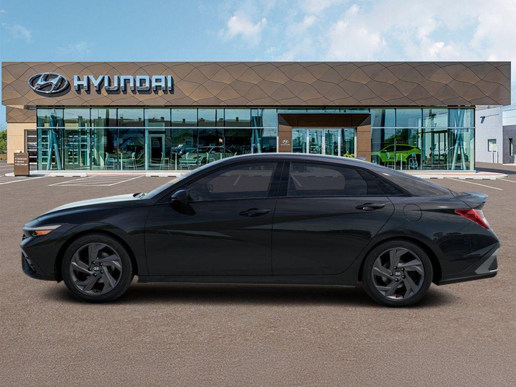 New 2026 Black Hyundai SEL Sport Plus image 3