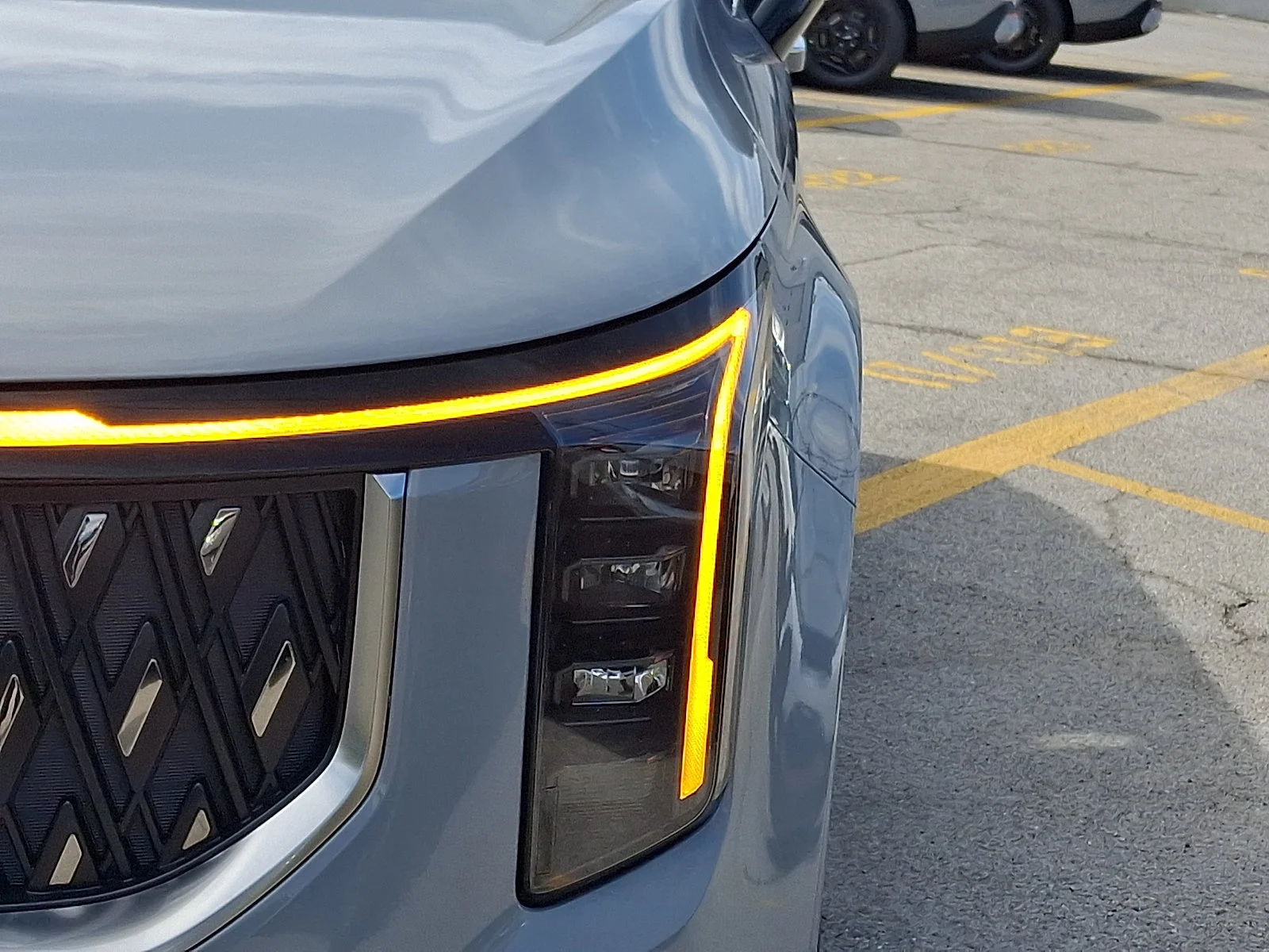 New 2027 White Kia LXS image 7