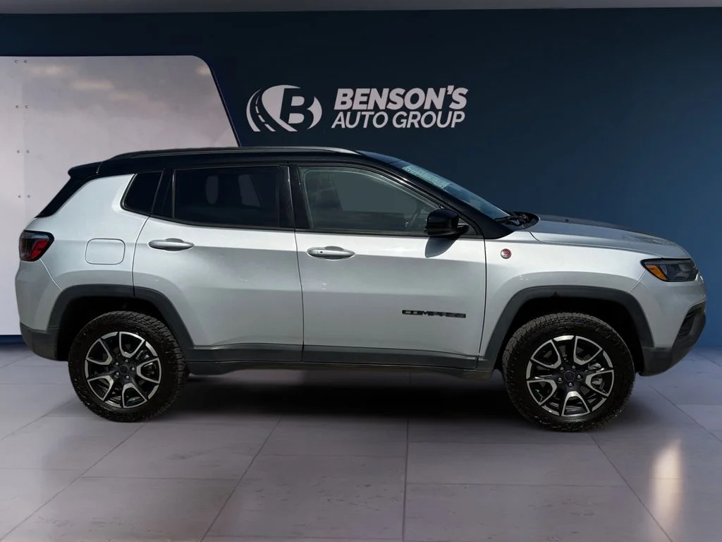 Used 2025 Silver Jeep Trailhawk image 6