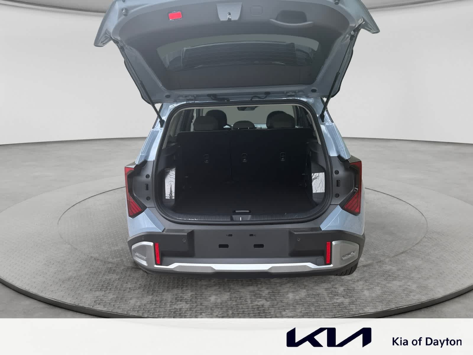 New 2027 PALE GRAY Kia S image 23