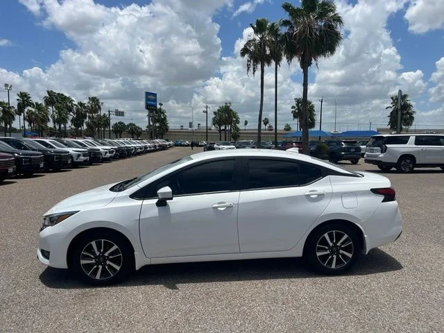Used 2025 White Nissan 1.6 SV image 5