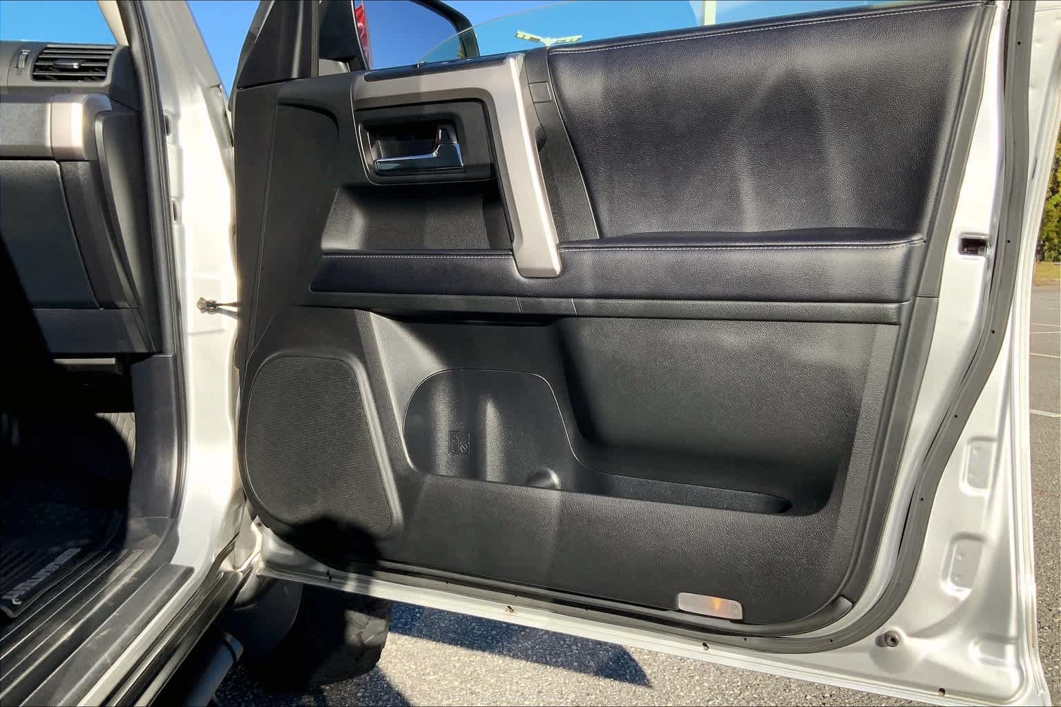 Used 2019 Classic Silver Metallic Toyota SR5 image 22