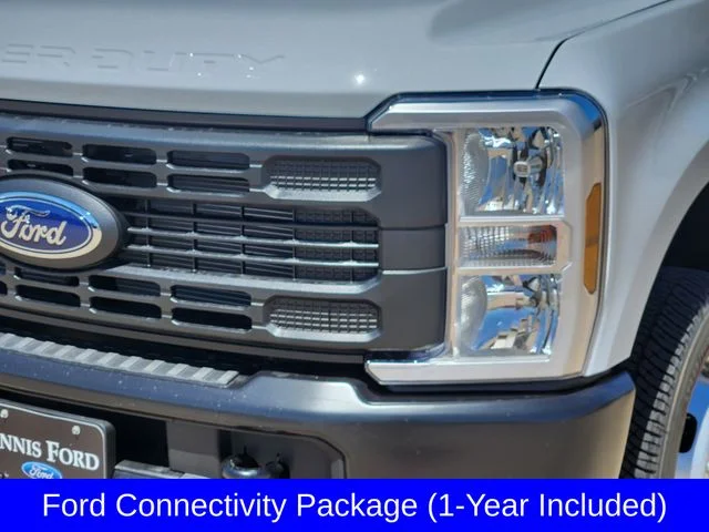 New 2026 Oxford White Ford F-350® XL image 8