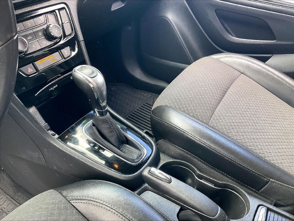 Used 2020 Summit White Buick Preferred image 19