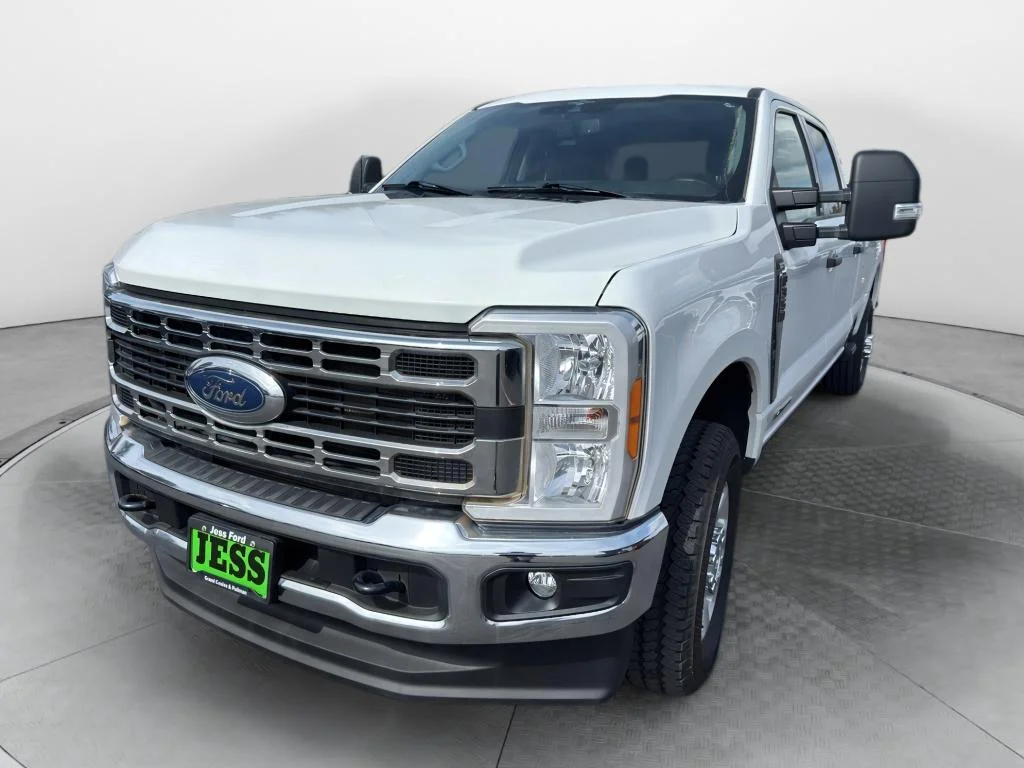 2023 Ford F-350 XLT 4x4 Crew Cab 176 in SRW's photo