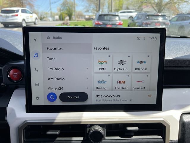 2024 Toyota Tacoma SR5 - Photo 13