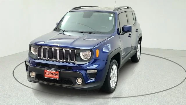 Used 2020 Blue Jeep Latitude image 3