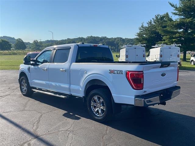 Certified Used 2022 Oxford White Ford XLT image 34