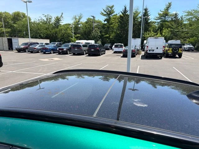 Used 2025 Green Alfa Romeo Base image 5