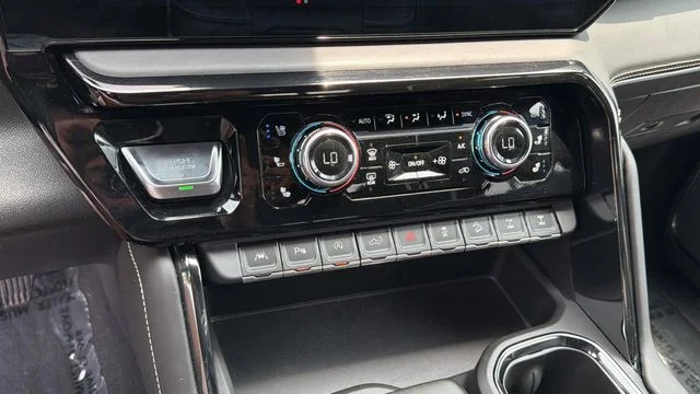 Used 2024 Blue GMC AT4X image 31