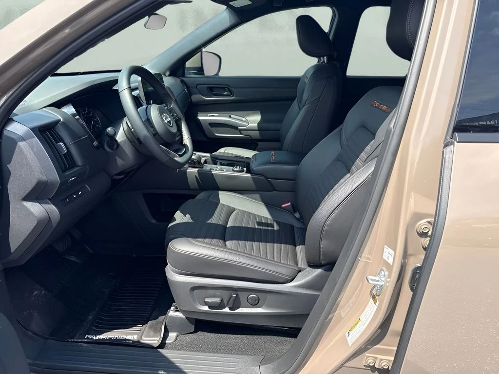 Used 2025 Beige Nissan Rock Creek image 9