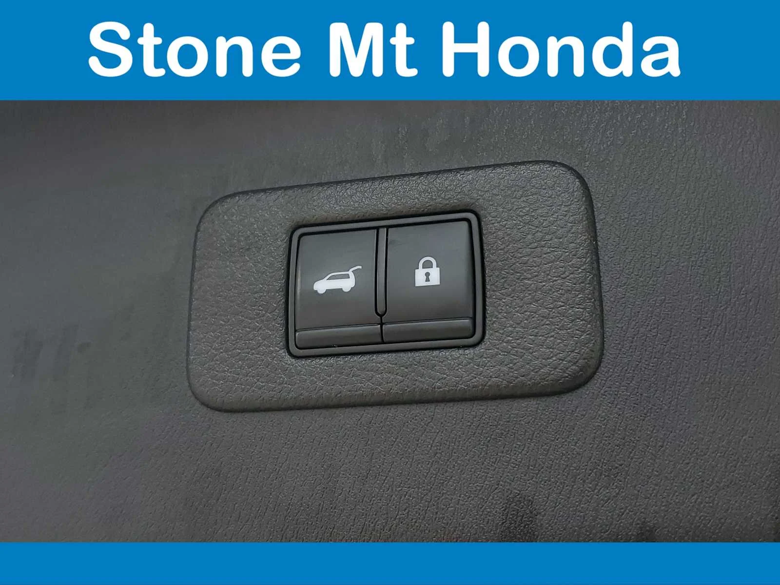 Used 2021 Super Black Nissan SL image 11