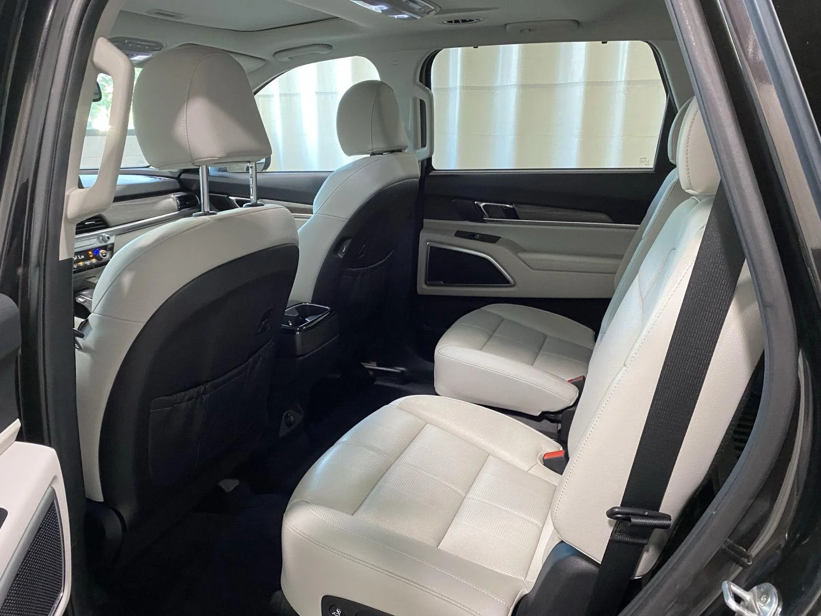 Used 2021 Black Copper Kia EX image 17