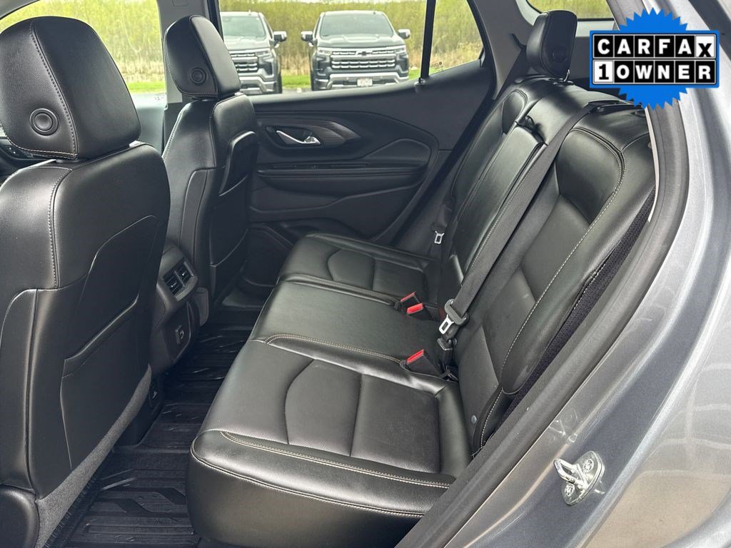Used 2019 Satin Steel Metallic GMC SLT image 28