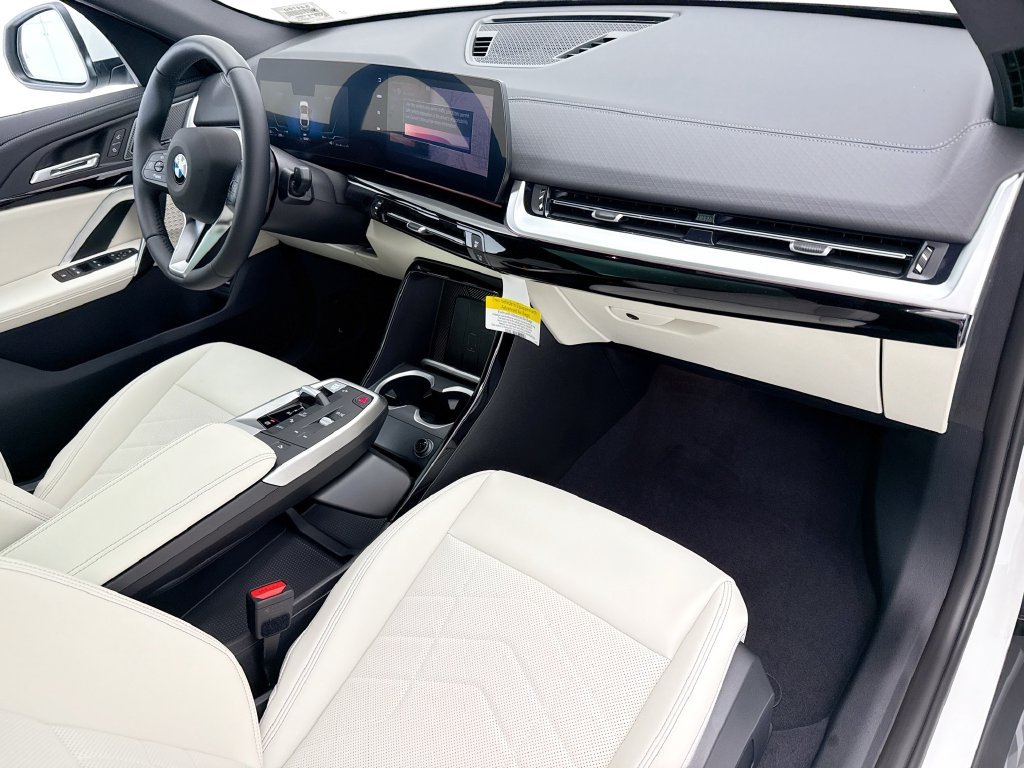 Certified Used 2026 Alpine White BMW xDrive28i image 17