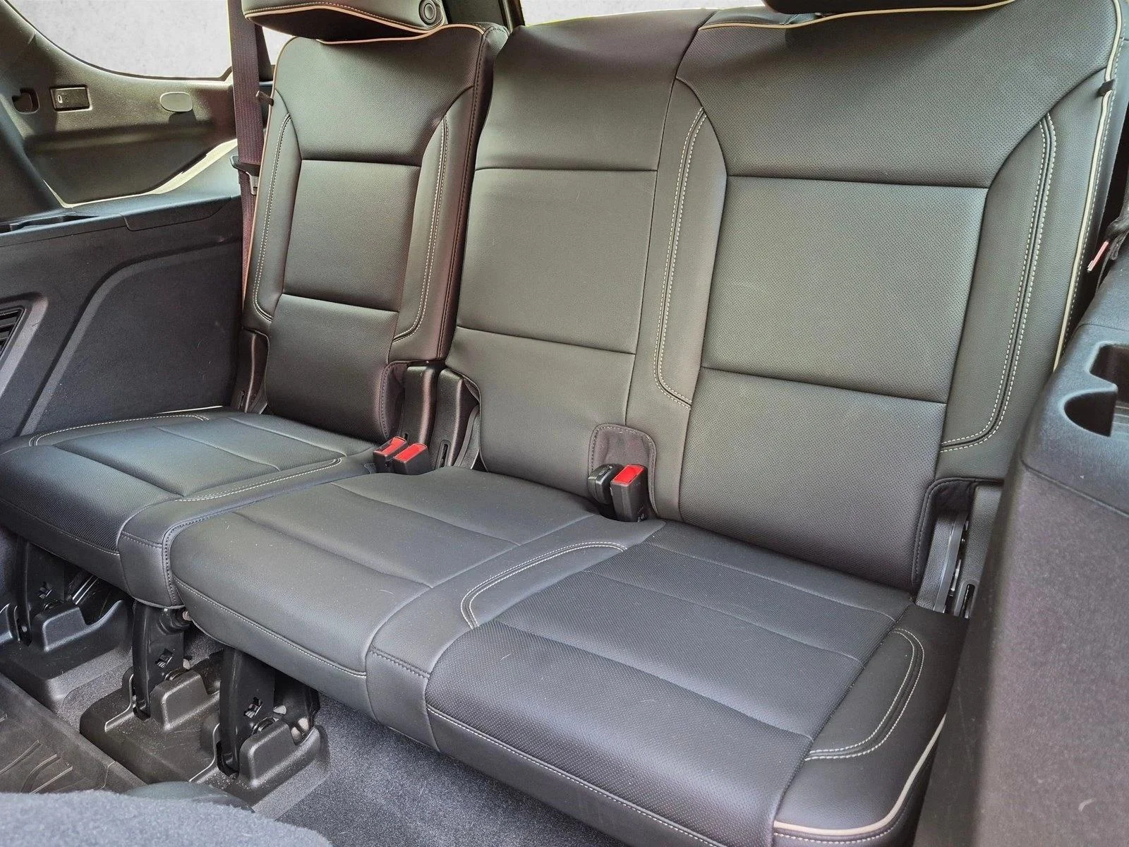 Used 2021 Satin Steel Metallic Chevrolet Premier image 18