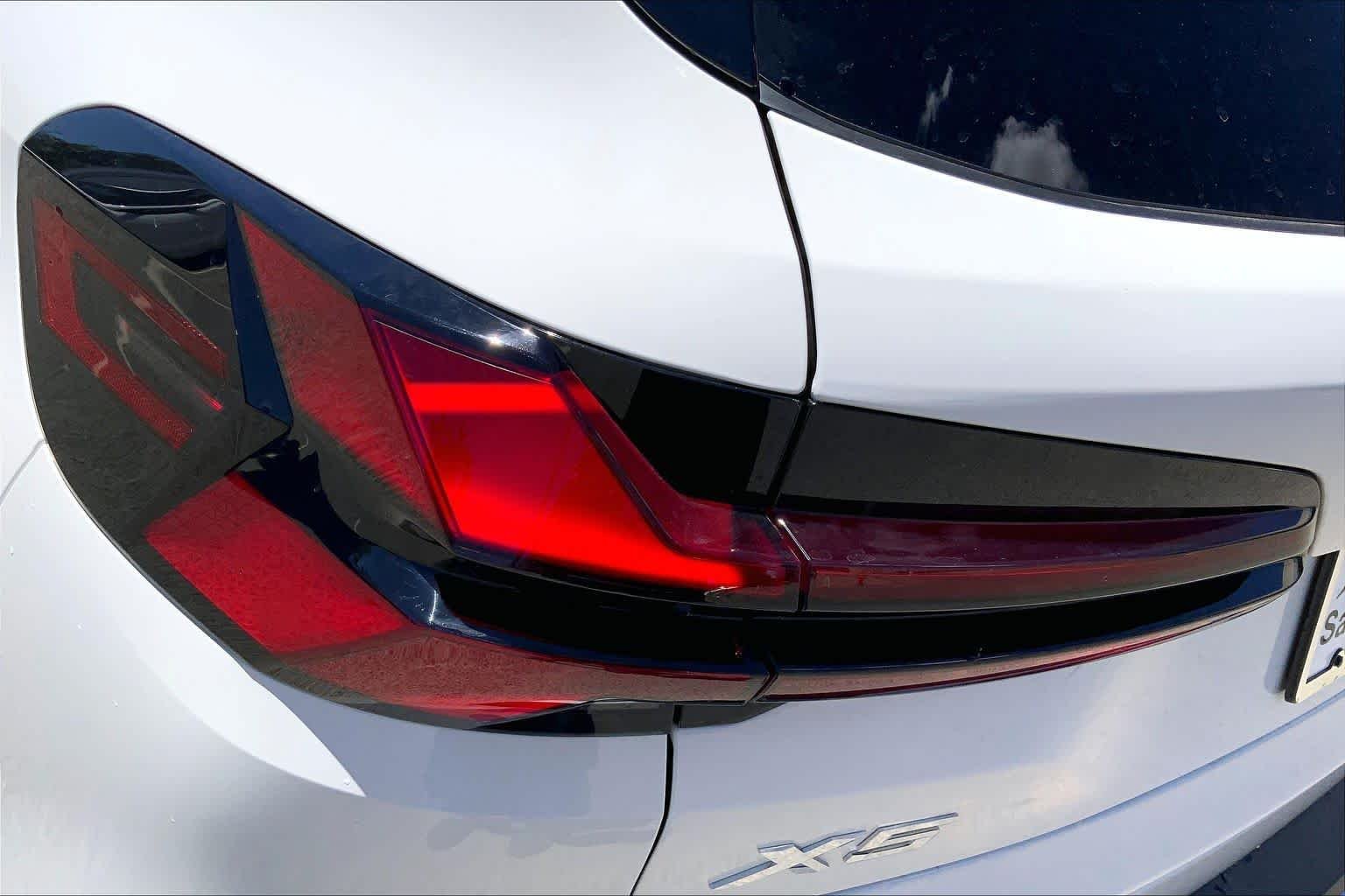 New 2026 Alpine White BMW xDrive50e image 14