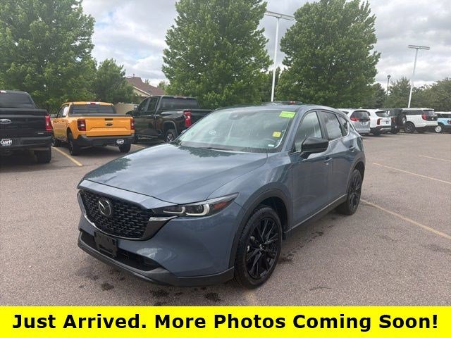 2024 Mazda CX-5 S Carbon Edition Auto AWD's photo