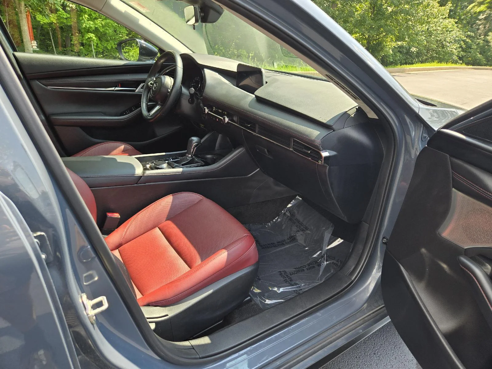 Used 2023 Polymetal Gray Metallic Mazda 2.5 S Carbon Edition image 23