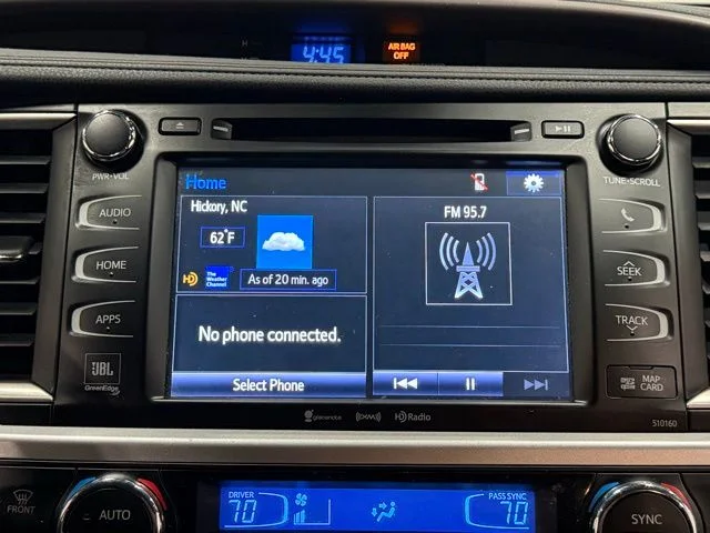 Used 2016 Silver Toyota Limited Platinum V6 image 26