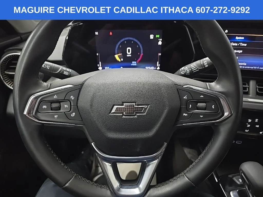 Used 2024 Green Chevrolet ACTIV image 18