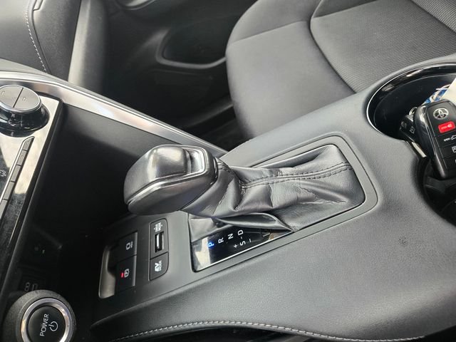 Used 2024  Toyota LE image 13