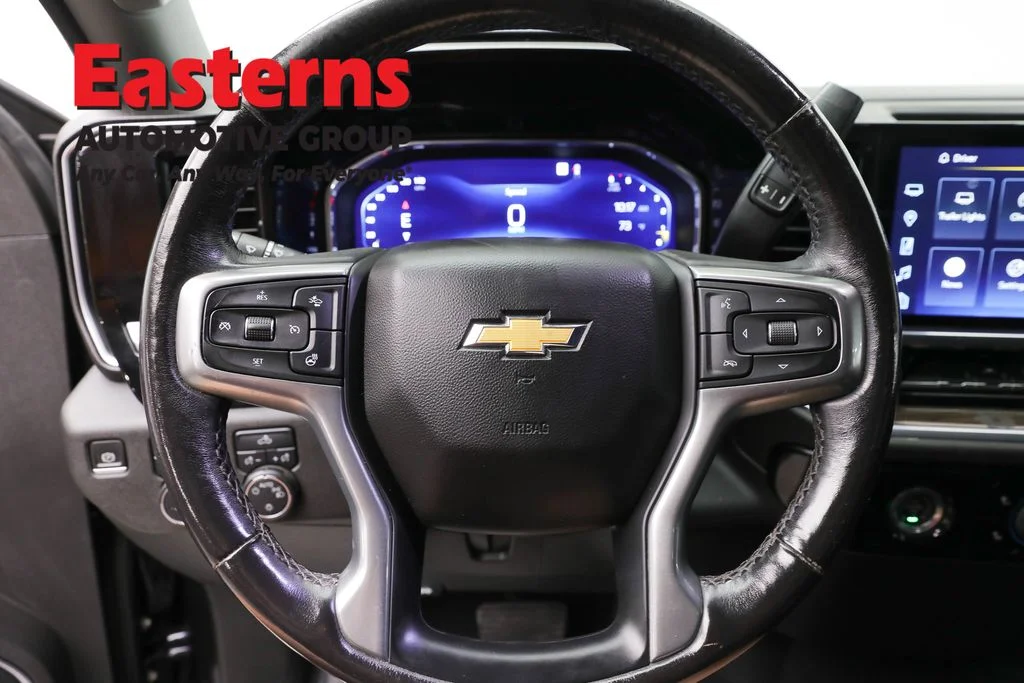 Used 2022 Gray Chevrolet LT image 10