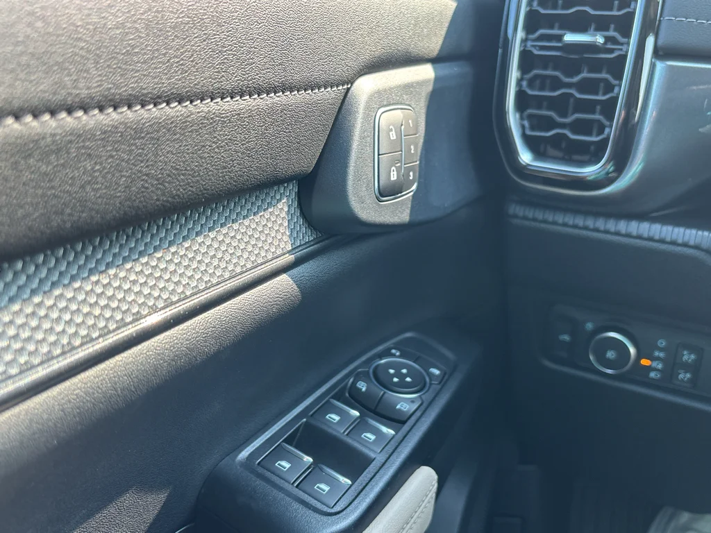 New 2026 Velocity Blue Metallic Ford Lariat® image 14