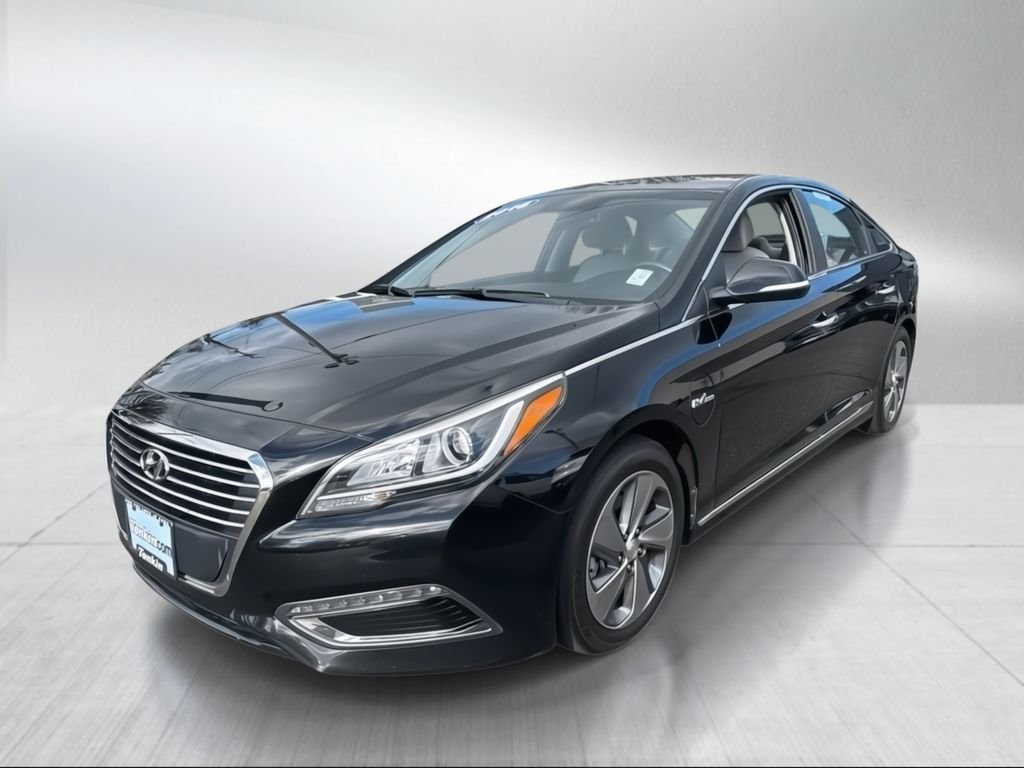 Used 2016 Black Hyundai Base image 3