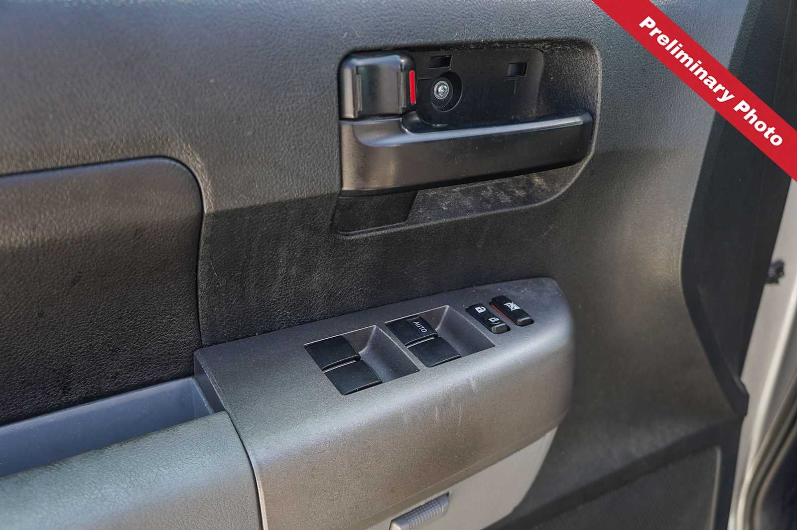 Used 2012 Silver Sky Metallic Toyota  image 16