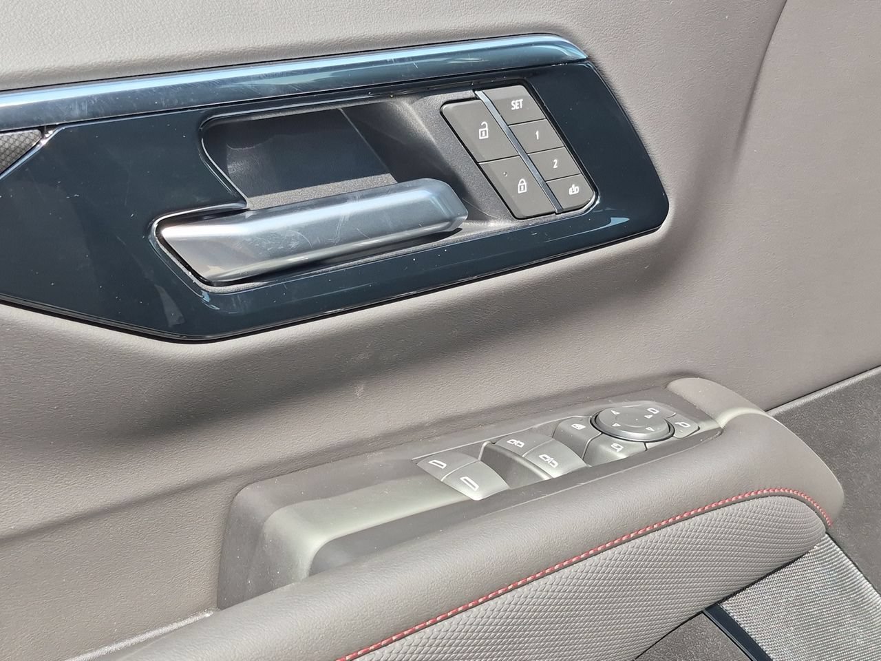 2026 Chevrolet Tahoe RST - Photo 24