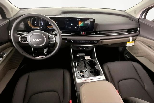 New 2026 Snow White Pearl Kia EX image 6