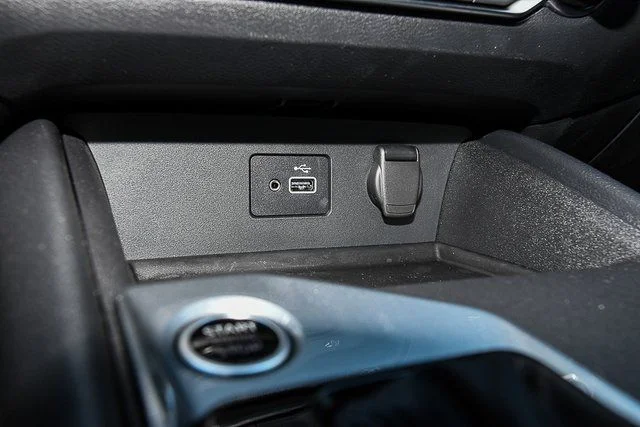 Used 2025 Silver Nissan 2.5 S image 33