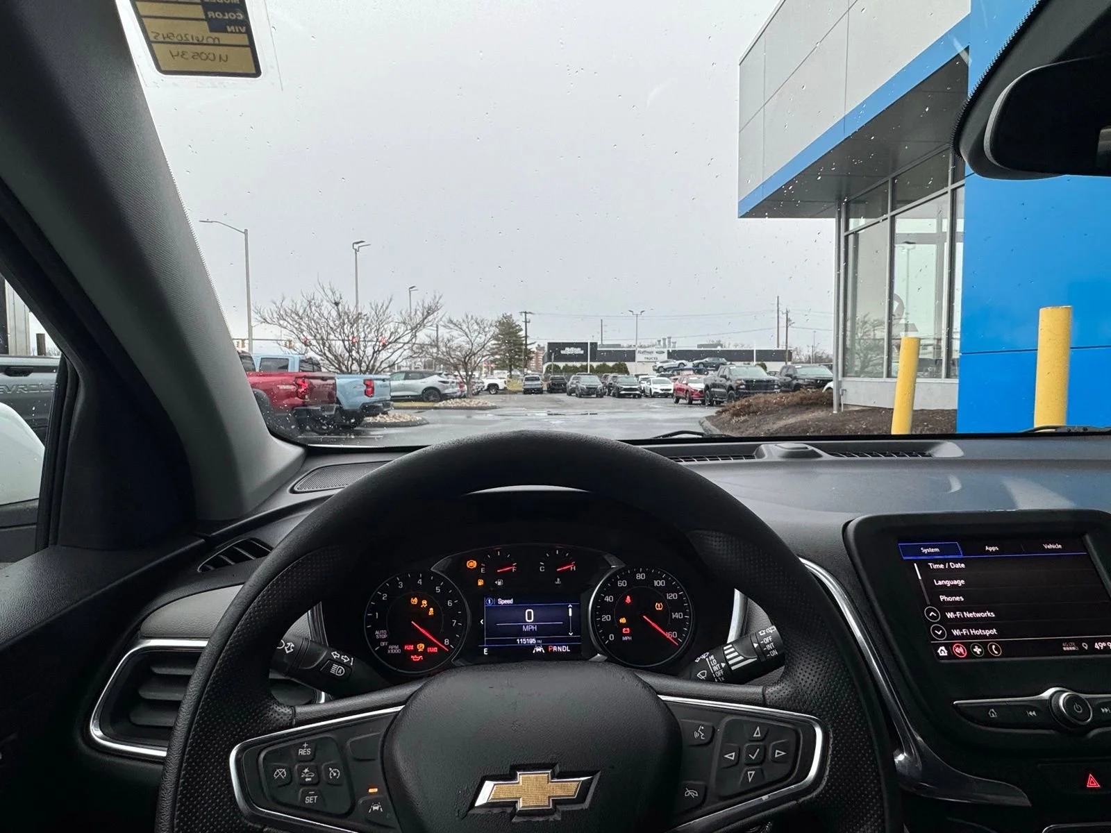 Used 2021 Chevrolet Equinox LT with VIN 2GNAXUEV4M6120545 for sale in East Hartford, CT