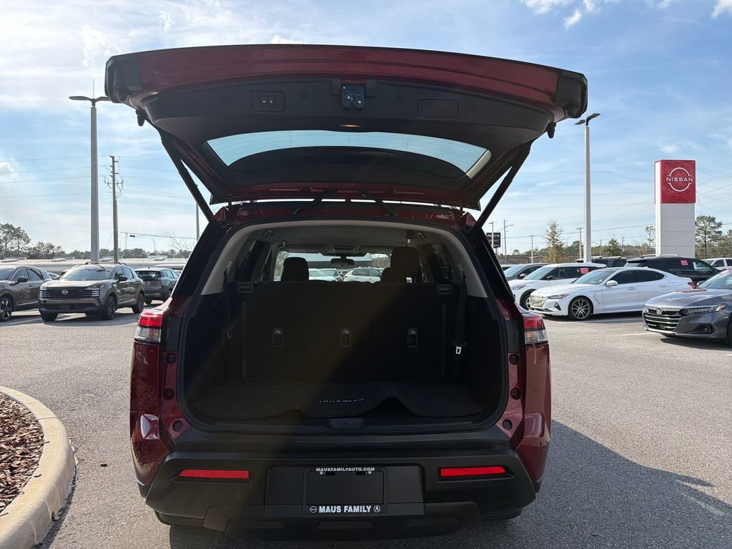 New 2026 Nissan Pathfinder SV 4D Sport Utility