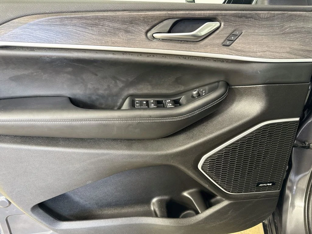 Used 2023 Gray Jeep 4xe image 18