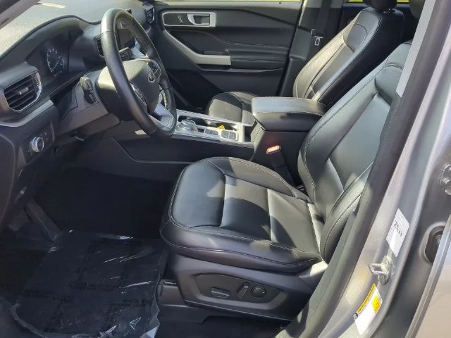 Used 2022 Silver Ford XLT image 21