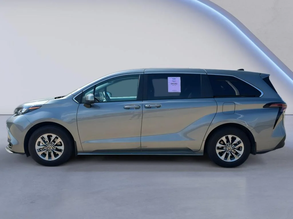 Used 2026 Heavy Metal Toyota LE image 7