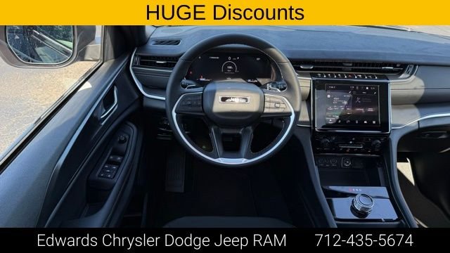 2025 Jeep Grand Cherokee L Laredo - Photo 30