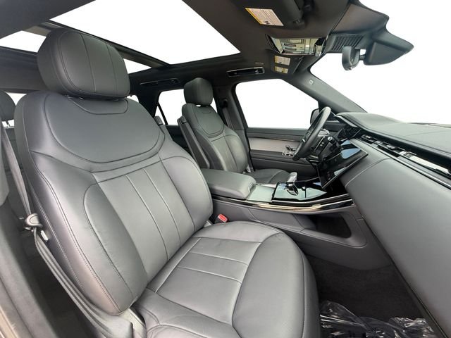 Used 2024 Gray Land Rover Dynamic SE image 16