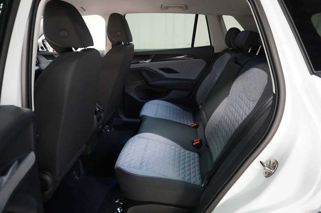 New 2026 Pure White Volkswagen 2.0T S image 11