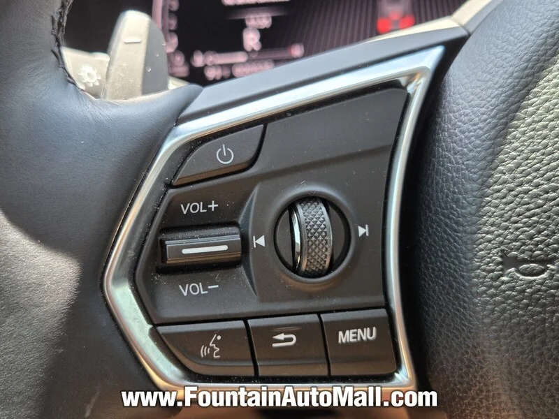 Used 2025 Platinum White Pearl Acura FWD image 21