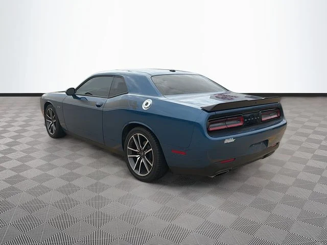Used 2023  Dodge R/T image 5