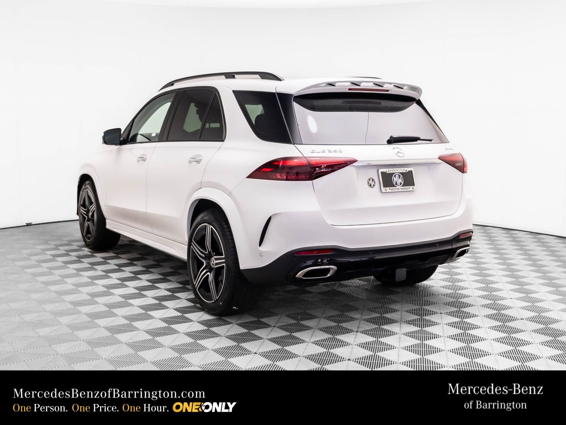 New 2026 Polar White Mercedes-Benz GLE 350 image 3