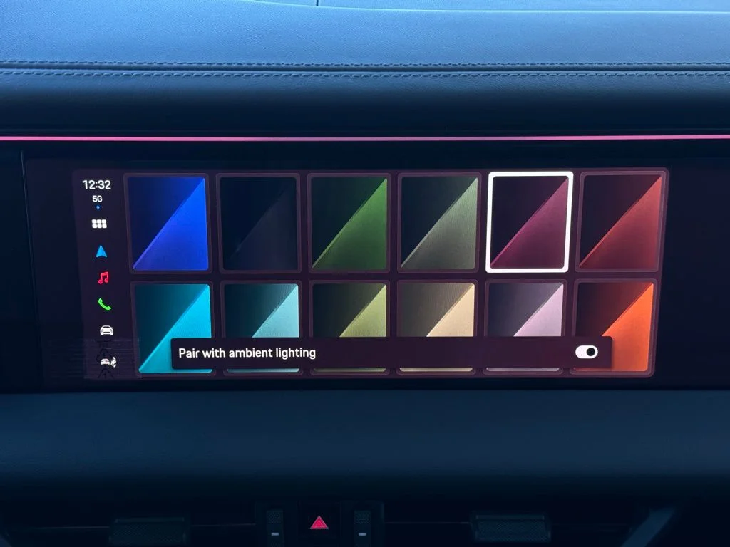 2025 Porsche Macan S - Photo 27