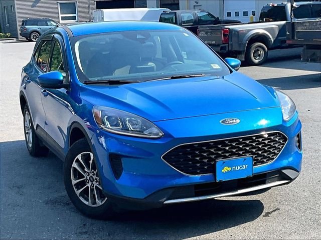 Used 2020 Blue Ford SE image 1
