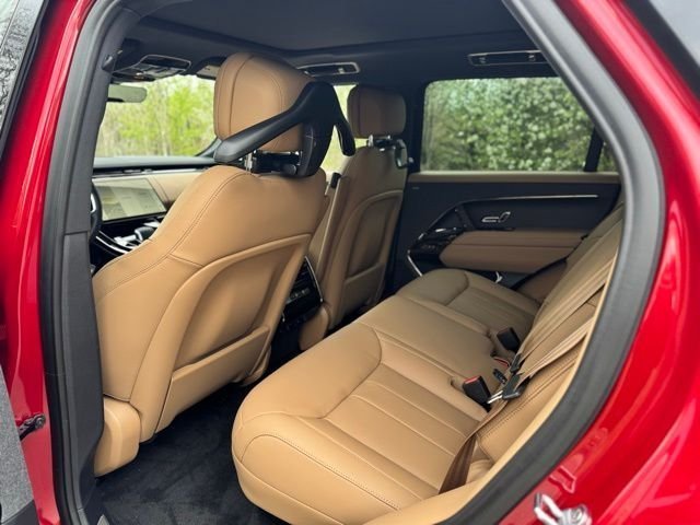 New 2026 Firenze Red LAND ROVER SE image 13