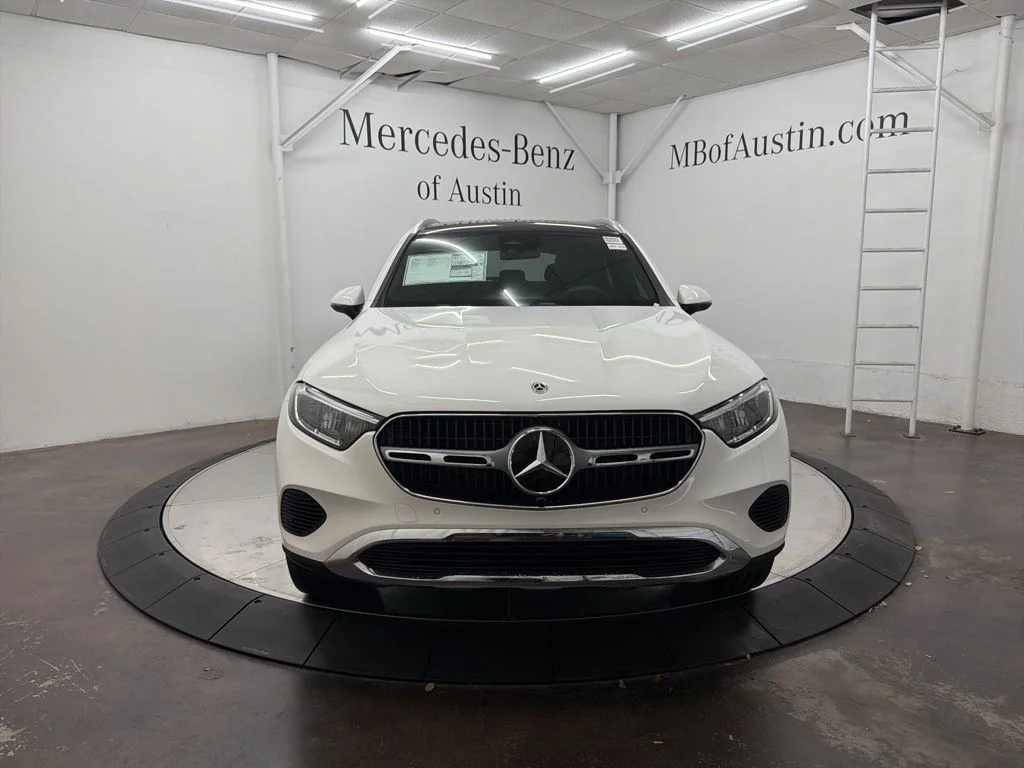 Used 2026 White Mercedes-Benz GLC 300 image 2
